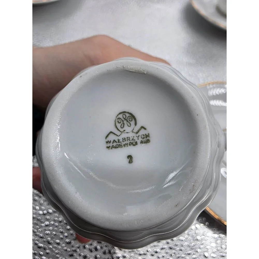 Wawel 56 Gold Rimmed Porcelain Teacup & Saucer‎ Set